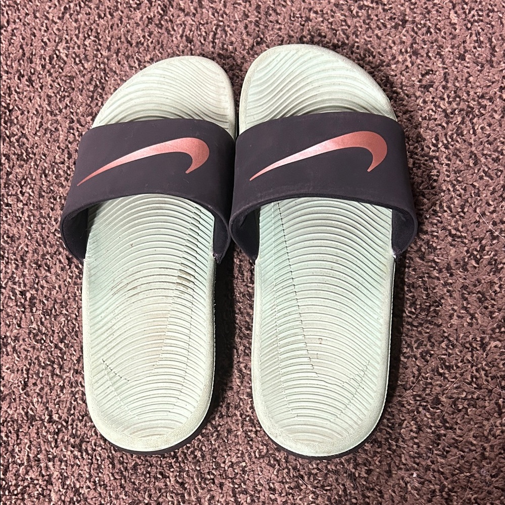 Nike Black and Mint Sandals